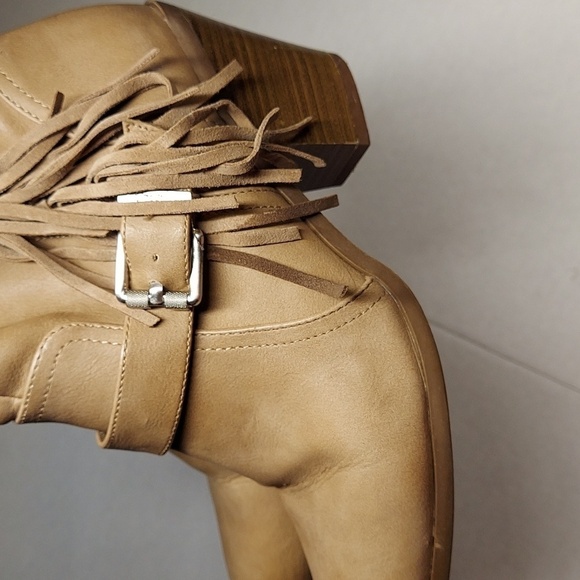 Circus by Sam Edelman Tan Fringe Leah Booties Size 8M - Picture 11 of 11